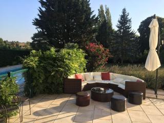 Luxury 5-star mansion, hotel services included, swimming pool, tennis, bowling - 6