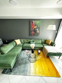 Luxury 2-bedroom in Dubai Marina with Sea View - 7