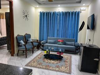 Cozy Apartment in Bahria town Rawalpindi Islamabad - Rawalpindi - 5