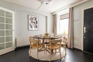 2 BR Apartment in Heart of Vesterbro - 1