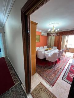 Spacious Family Apartment - 10 min Away from Cairo airport - Caïro - 4