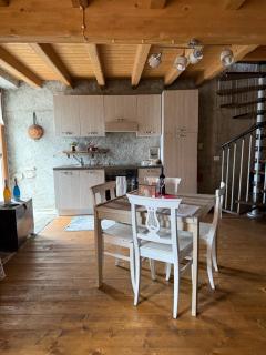 Stone House: fairytale flat with magic lake view - Bellano - 0