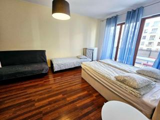 Rooms Green Rydygiera 17 own room tv wifi - Warschau - 1