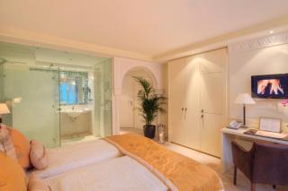 Boutiquehotel La Casa - 8