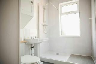 Big Double Room in Leicester - Leicester - 7