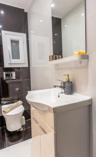 Cozy Studio in Vibrant Pagrati - Athen - 7