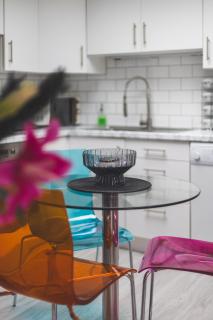 New! Modern 1-BR House with Patio & HotTub , Chiswick - Londra - 3