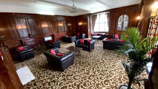 Russ Hill Hotel - Charlwood - 6