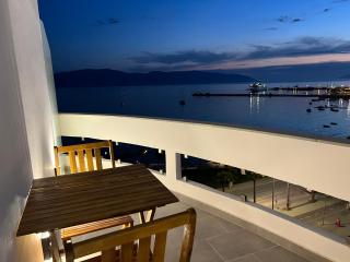 U N I Q U E by Sea View Suites - Vlora - 8