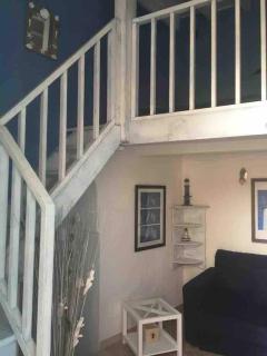 Old Town, 2 bedrooms, 1 living room, mezzanine with bed - Menton - 9