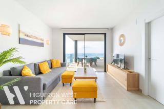 Seaviews Reserve Collection - La VIsta Mar Azul by HWPC - Fuengirola - 2