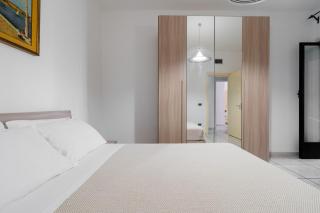 Bay Blue Home by BarbarHouse - 2