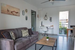 Beautiful T3 with balcony near downtown - Sainte-Maxime - 0