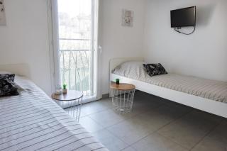 Beautiful T3 with balcony near downtown - Sainte-Maxime - 2