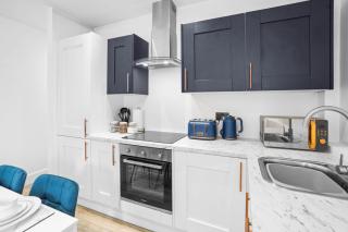 Contractors Families FREE Parking City Centre - Norwich - 5