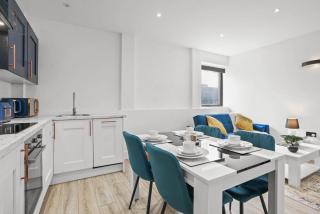 Contractors Families FREE Parking City Centre - Norwich - 3