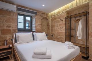 Pileas Boutique - Egina - 3