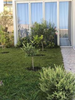 Green Coast Boho Apartment - 2