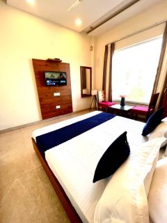 Hotel My Best Stay Patiala !! Parking ! Near Bus Stand ! Banquet ! Near Punjabi University ! Couple Friendly - Patiāla - 5