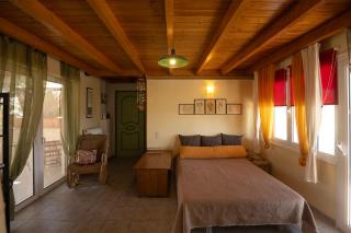 Cozy 35sm Studio with Free Parking - Áno Varibóbi - 6