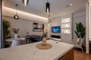 Aristo129 - Stylish Urban Retreat Balcony by Metro - Atene - 5
