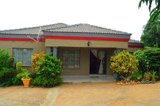 Chobe Kulotu Guest House - Kasane - 0