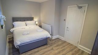 Newly Refurbished 3 Bed House With Parking - Birmingham - 1