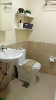Spacious 1br 5min walk to AyalaMall Clvlf at THE CELANDINE - Manila - 6