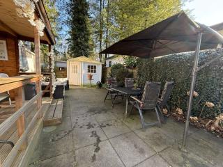 VELUWE CHALET HOENDERLOO Private Jacuzzi, Park Swimming Pool and Children's Entertainment - Hoenderloo - 4
