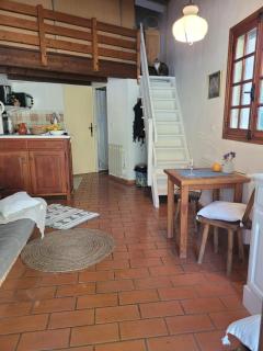 Studio et jardin - Enchastrayes - 4