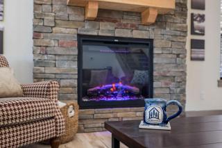 Private HotTub-Minutes to Table Rock & Thunder Ridge-Free Attraction Tickets - 1