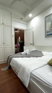 Entire Furnished Unit at Kuala Lumpur - Kuala Lumpur - 1