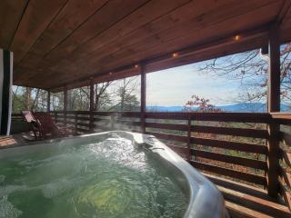 Romantic, Private Cabin in Smokies Hot Tub Firepit - Sevierville - 6