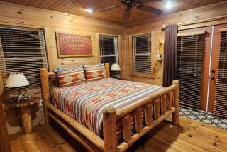 Lakeview Cabin at Camp Because I Said I Would - 7