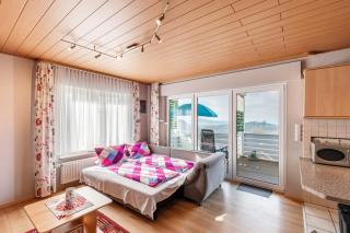 Ferienwohnung mit Aussicht - - 7