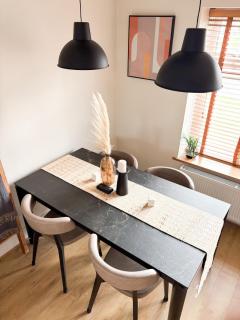 Home in Upminster - Upminster - 2