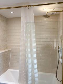 Home in Upminster - Upminster - 1