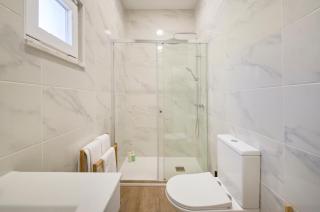 Ocean Deluxe Apt w AC, by TimeCooler - Costa da Caparica - 5