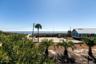 Barefoot Bungalow - 4