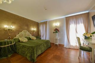 Casa Savoia & Casa Jolanda - Venice - 0