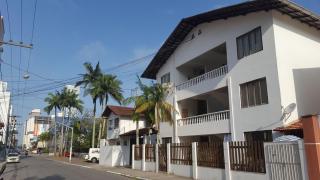 T112 - Ap no coração de BC, wiffi,TV,AR e pátio privado - Balneário Camboriú - 4
