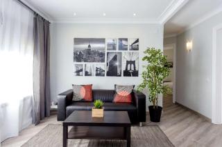 Beautiful and Comfortable Apartment for 6 People, Next to Fira de Barcelona - Hospitalet de Llobregat - 8