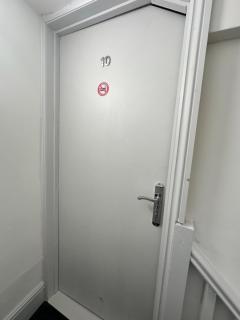 Room 10 NG3 2AZ - Nottingham - 0
