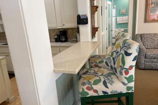 Georgianne Suite One - 8