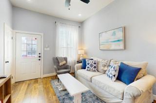Beehive Cottage - Galveston - 7