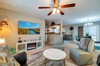 3BR Home W and Deck, karaoke, community Pools - 8