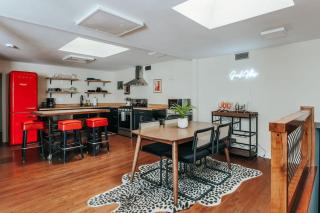 North Central Loft - Staunton - 8