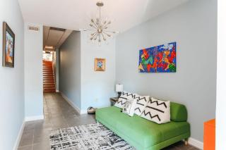 North Central Loft - Staunton - 5