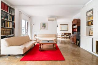 Stunning 5br Apt With Sagrada Familia Views - Barcelone - 9