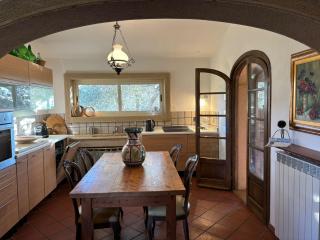 Cottage with a great fenced garden in the Tuscan countryside - 4